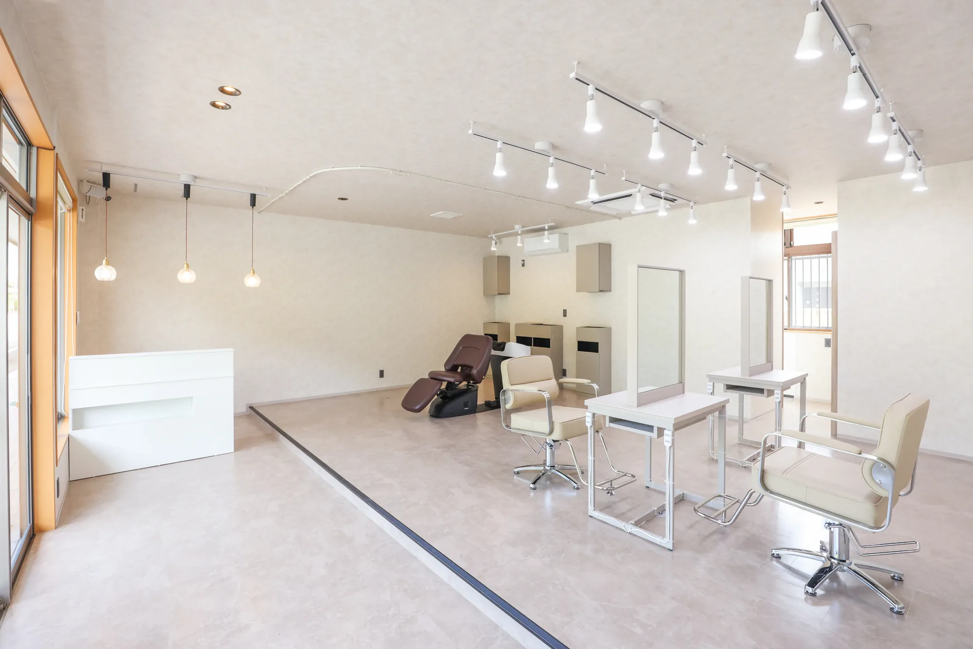 店舗の企画・設計・施工管理